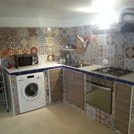 Holiday home Casa Adriana In Via Spinuzza *