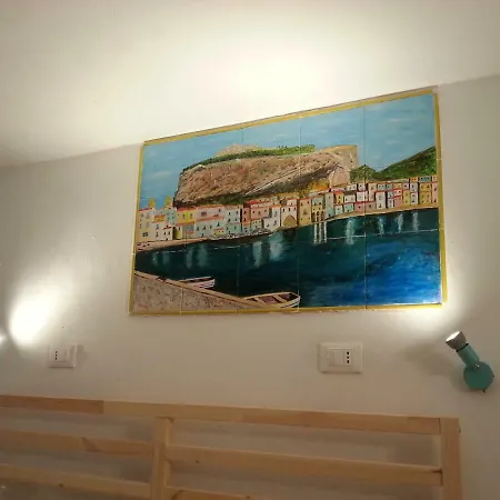 Casa Adriana In Via Spinuzza Feriehus Cefalù
