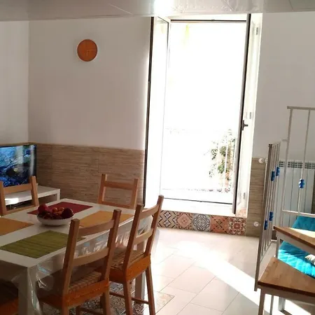 Casa Adriana In Via Spinuzza *